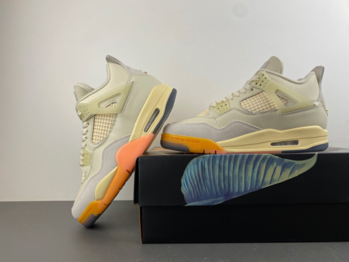 Air Jordan 4 Retro