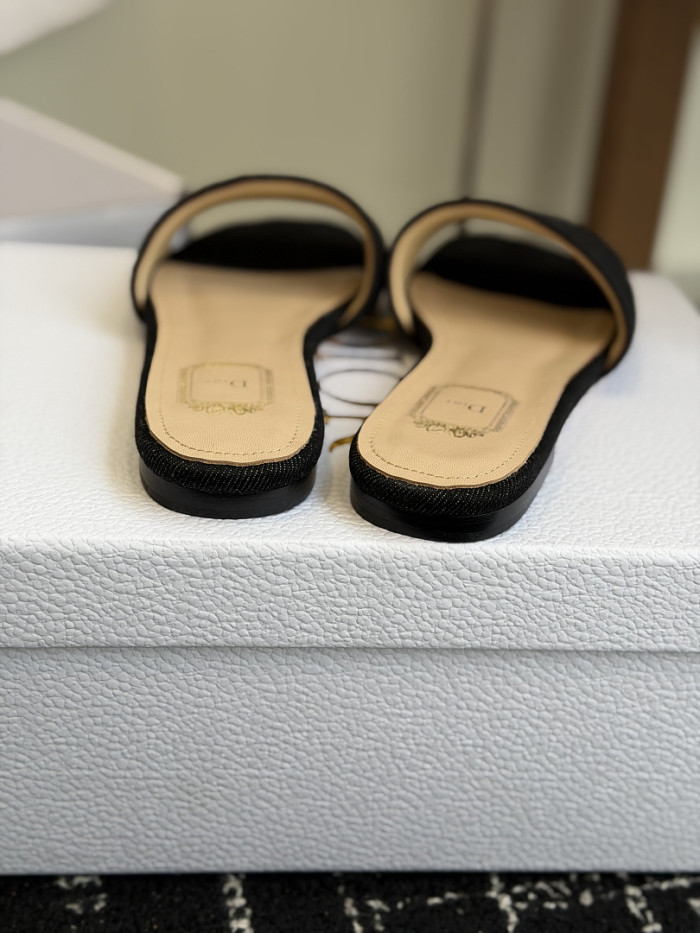 D1OR Slides-Black