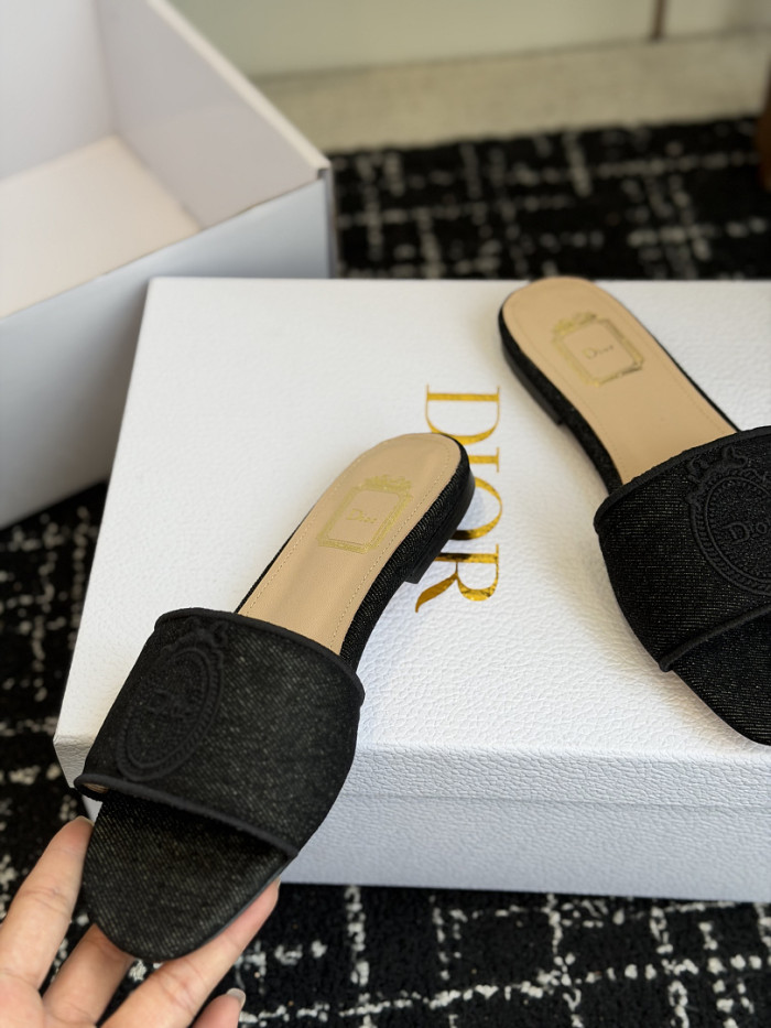 D1OR Slides-Black