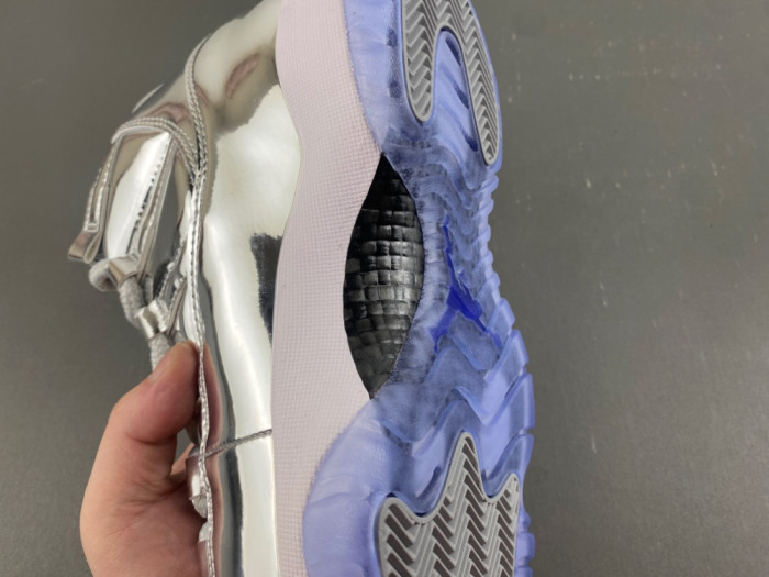 Air Jordan 11 Silver