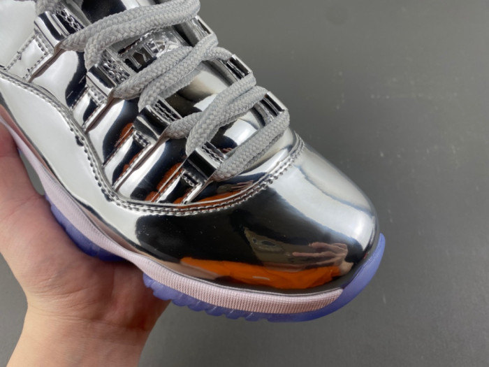 Air Jordan 11 Silver