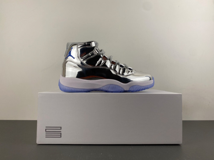 Air Jordan 11 Silver