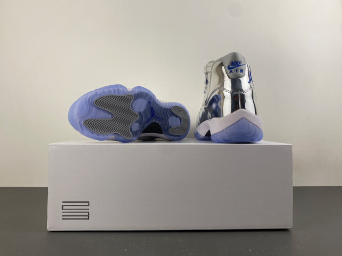 Air Jordan 11 Silver