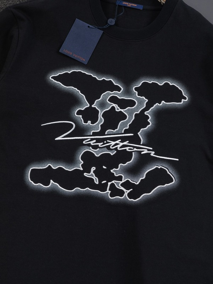 L1vv T-Shirt