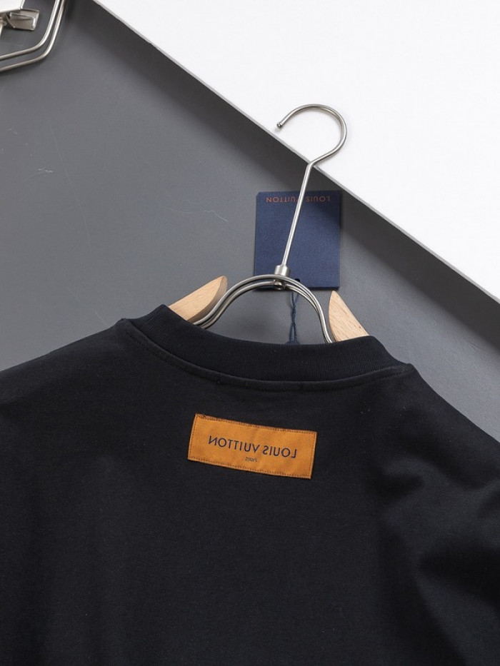 L1vv T-Shirt