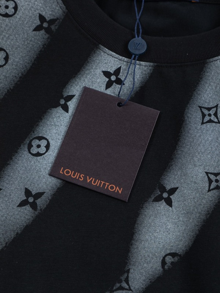 L1vv T-Shirt