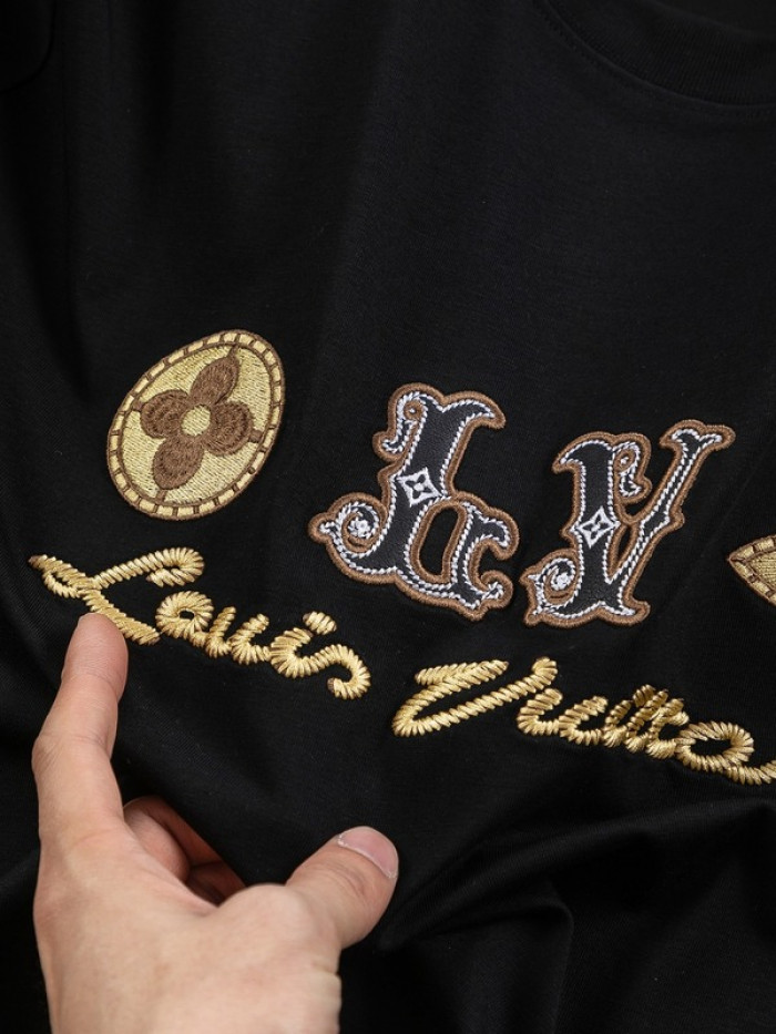 L1vv T-Shirt