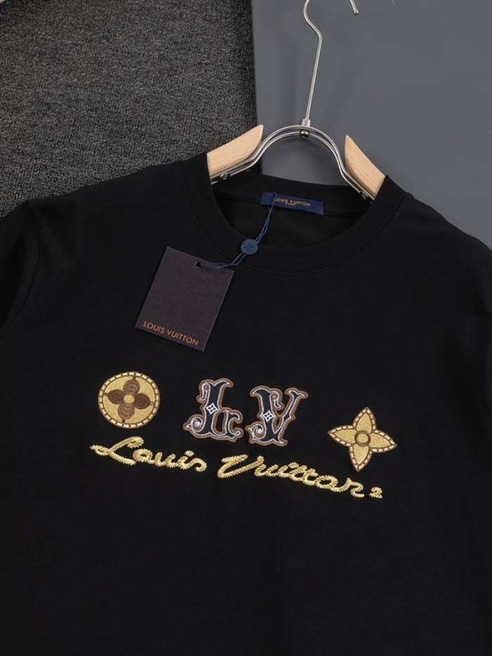 L1vv T-Shirt