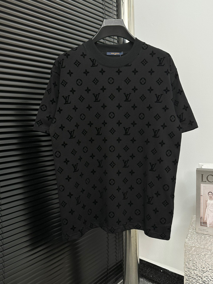 L1vv T-Shirt
