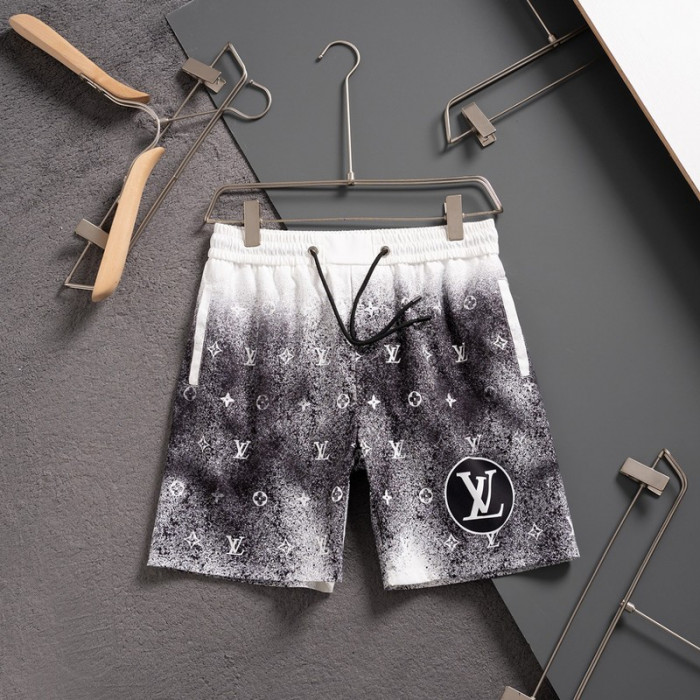 L1vv Short