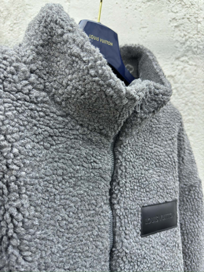L1vv Jacket