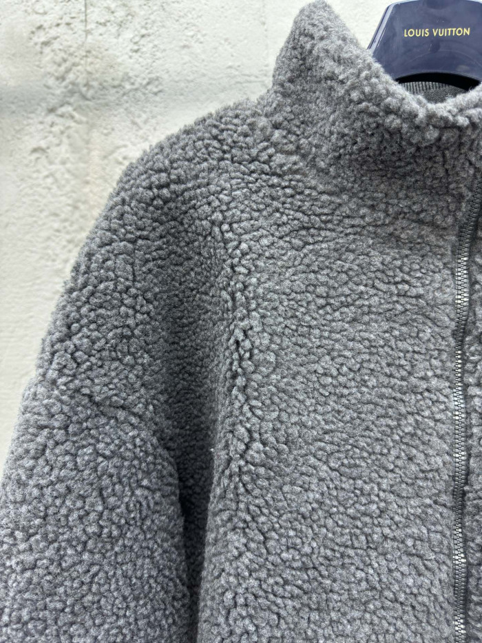L1vv Jacket