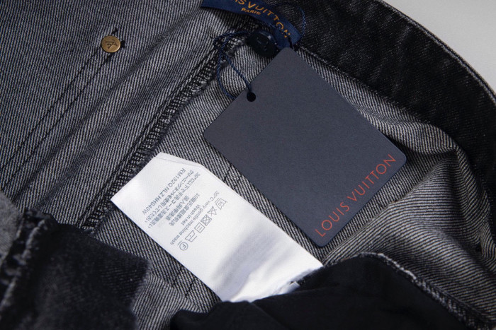 L1VV Jeans
