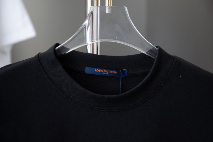 L1vv T-Shirt