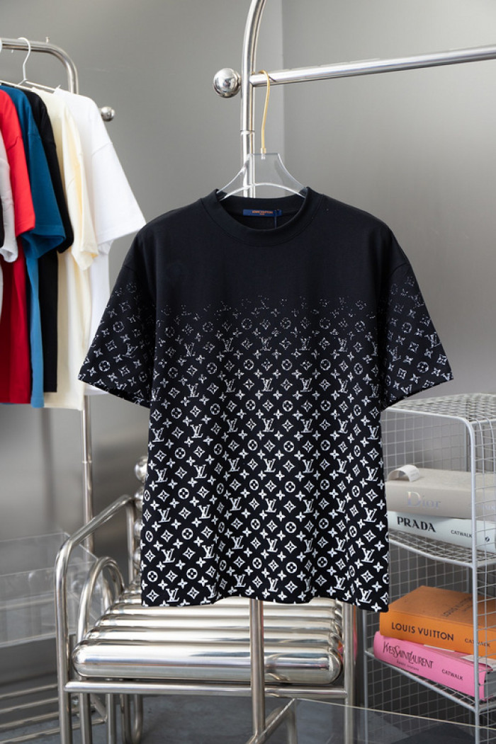 L1vv T-Shirt