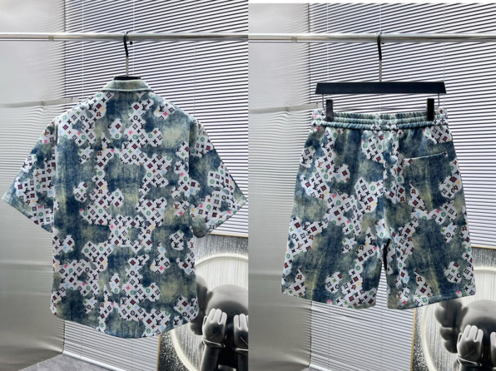 L1VV Suits
