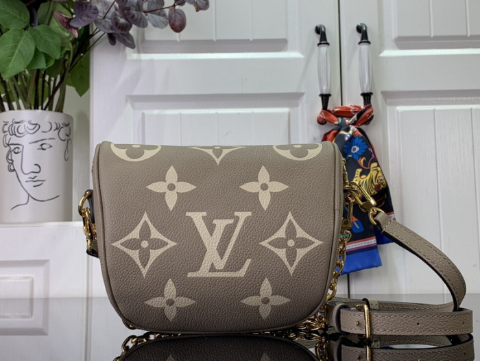 LIVV Mini Bumbag-17x12x9.5cm