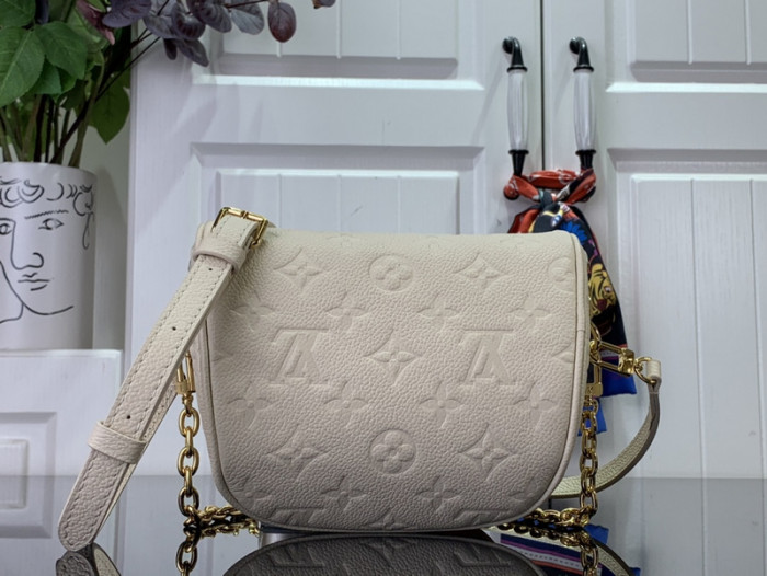 LIVV Mini Bumbag-17x12x9.5cm