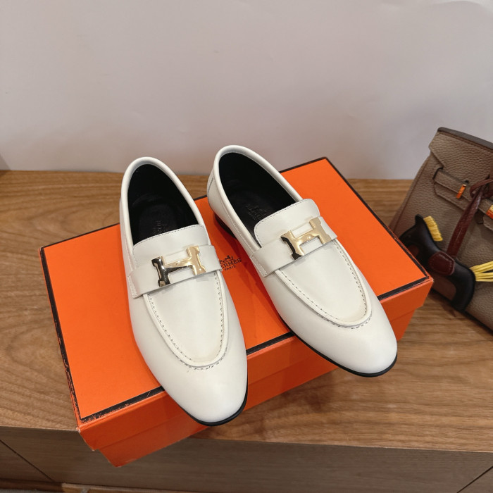 H**me5 Loafers