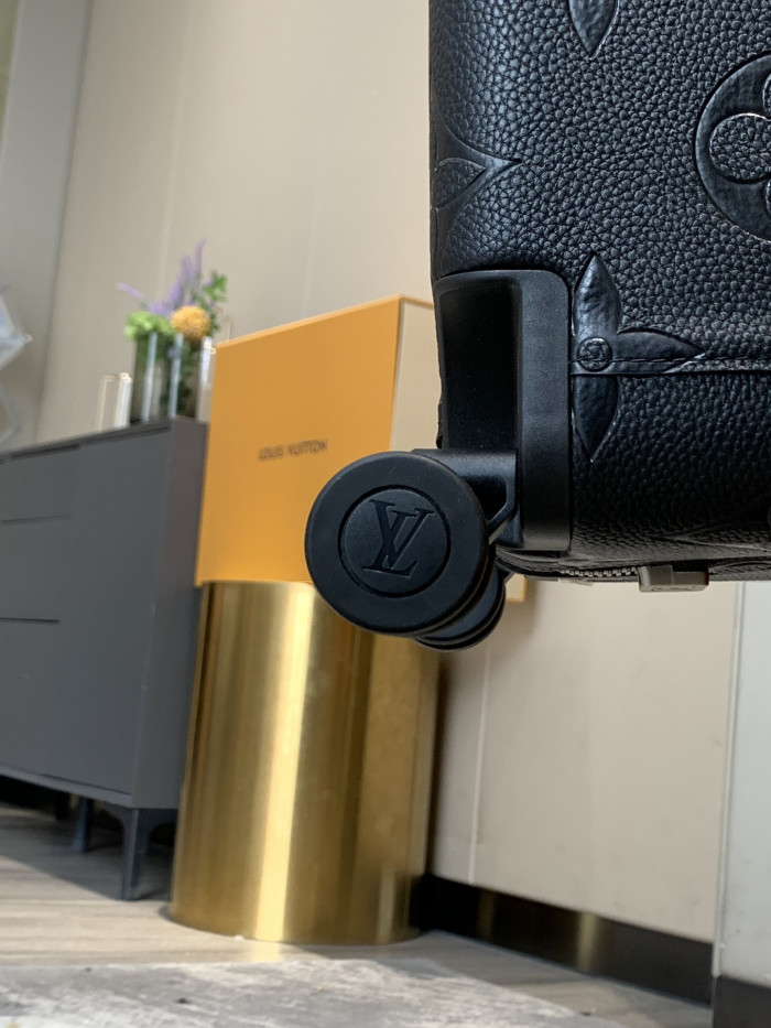 LIVV Luggage