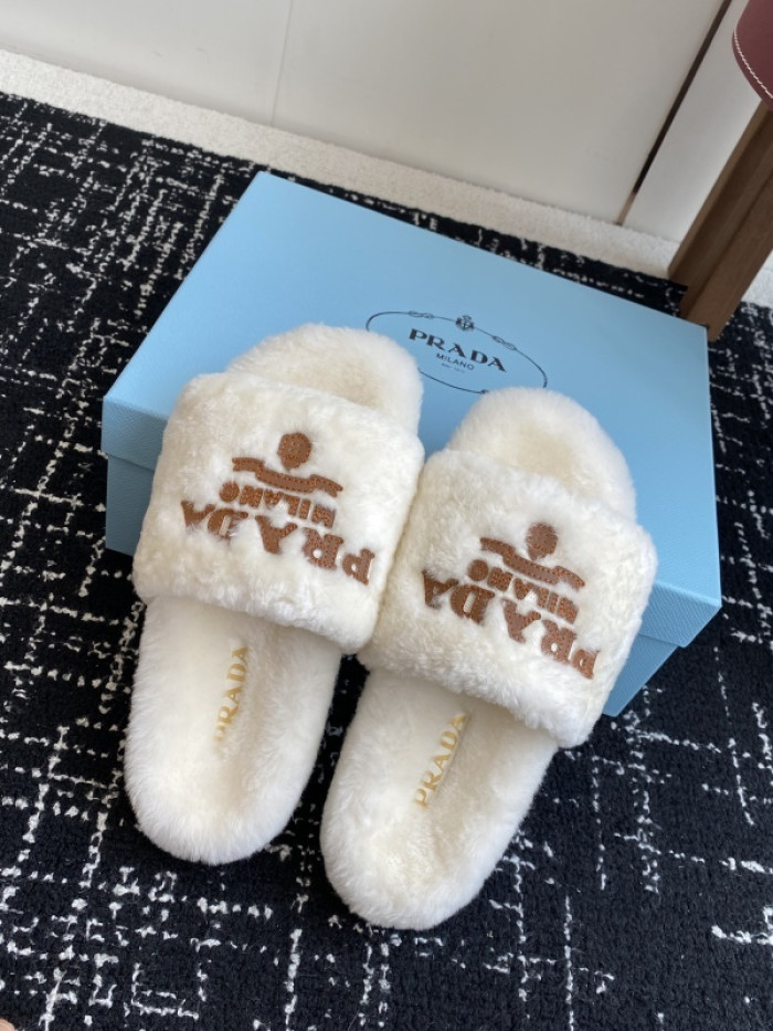 Prada Slides