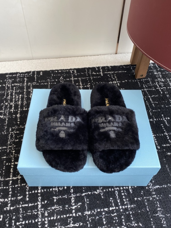 Prada Slides
