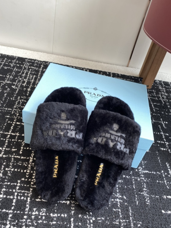 Prada Slides