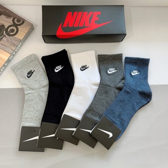Askick Socks- 5 pairs in a box