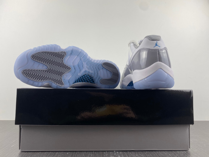 air jordan 11 low "cement grey" av2187-140