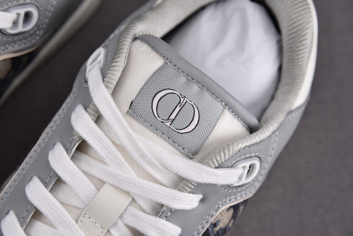 B27 SNEAKER