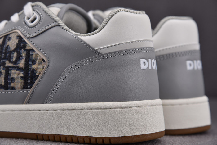B27 SNEAKER