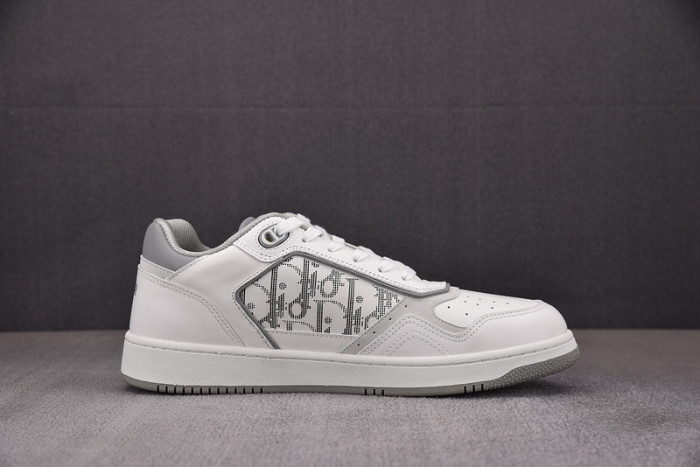 B27 SNEAKER