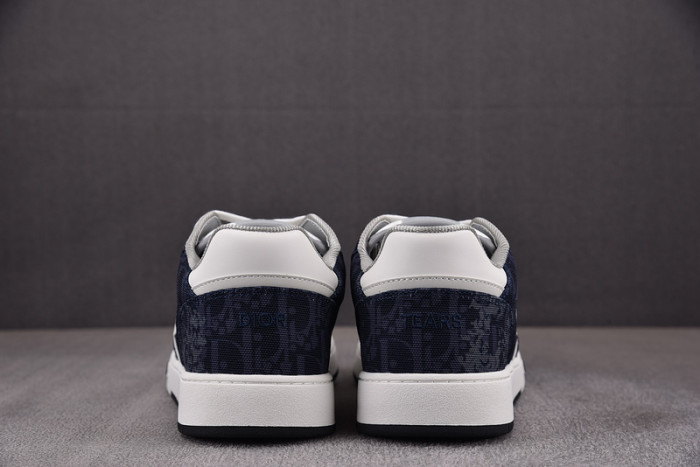 B27 SNEAKER