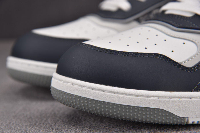 B27 SNEAKER