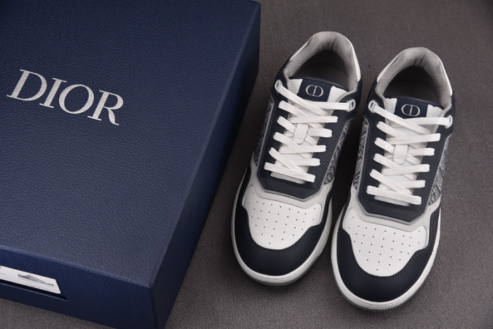 B27 SNEAKER