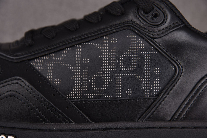 B27 SNEAKER