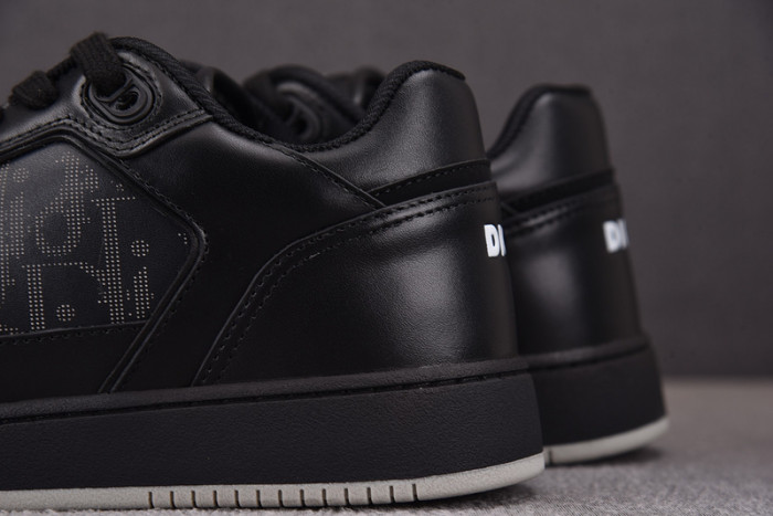 B27 SNEAKER