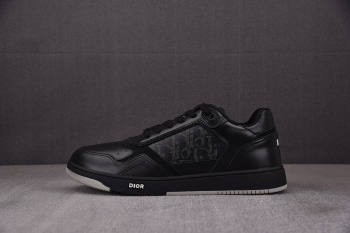 B27 SNEAKER