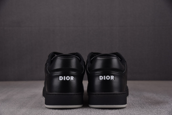 B27 SNEAKER