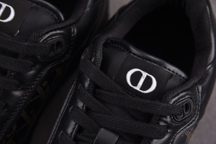 B27 SNEAKER
