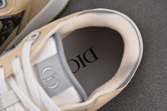 B27 SNEAKER