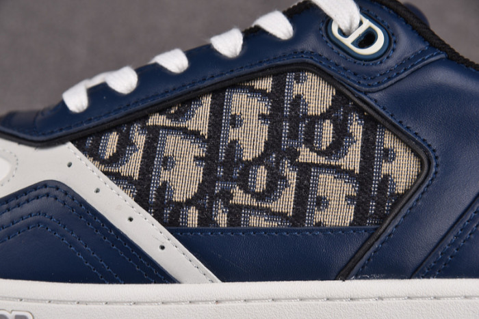 B27 SNEAKER