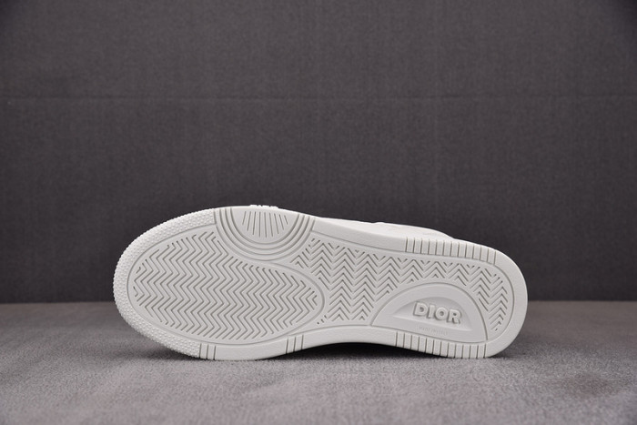 B27 SNEAKER