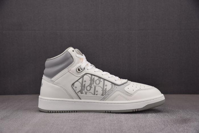 B27 SNEAKER