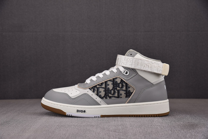 B27 SNEAKER