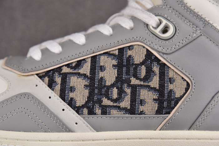B27 SNEAKER