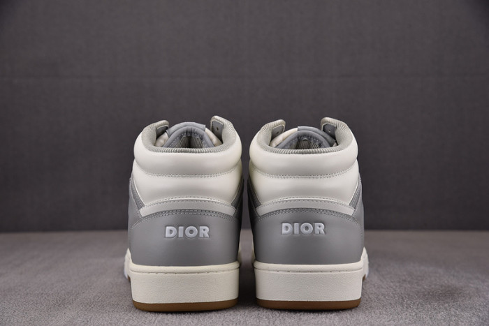 B27 SNEAKER