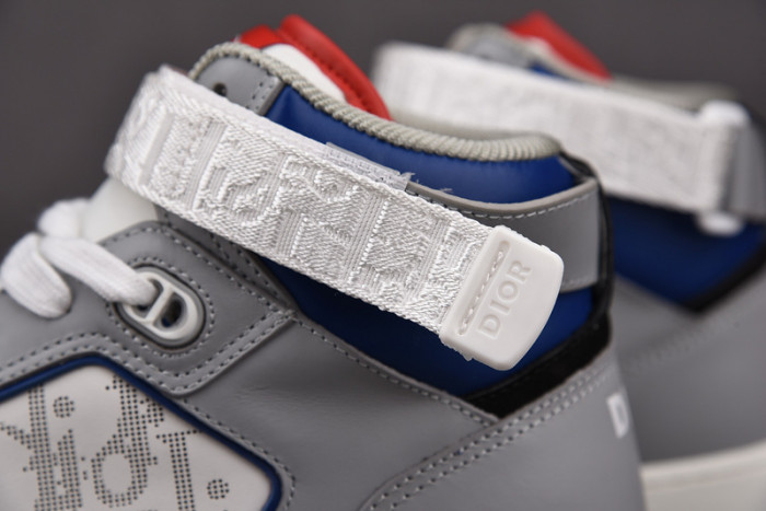 B27 SNEAKER