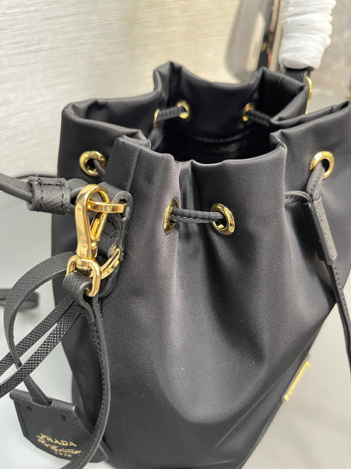 Prad* Bag-15.5*19.5*10cm