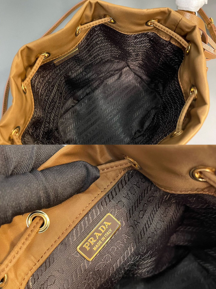 Prad* Bag-15.5*19.5*10cm